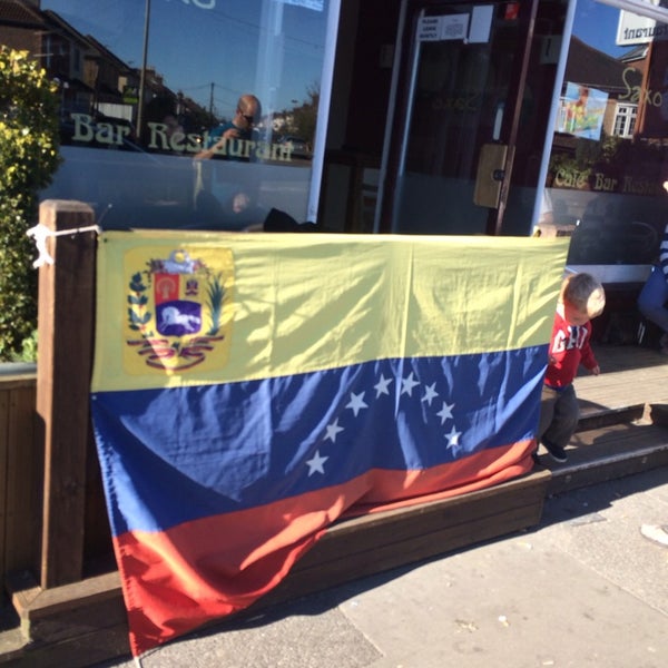 Saxo Jazz Bar 140 ziyaretçidan 3 tavsiye