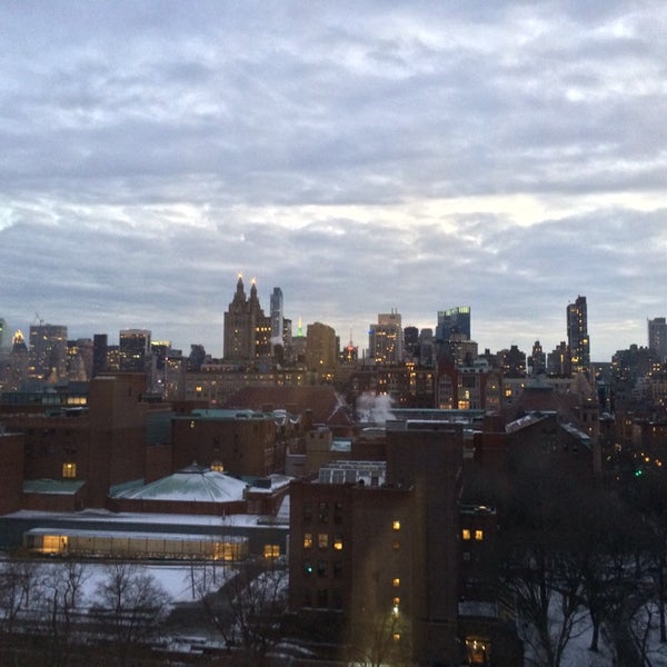 รูปภาพถ่ายที่ Excelsior Hotel NYC โดย Brian C. เมื่อ 1/26/2014