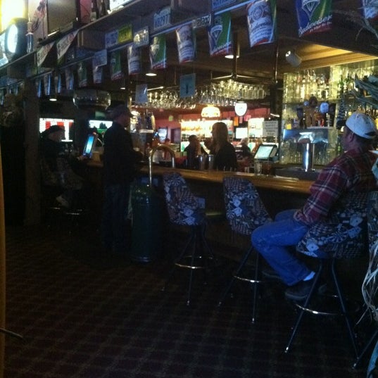 10/27/2012에 Meliss &amp; Woody J.님이 Roadhouse Bar &amp; Grill에서 찍은 사진