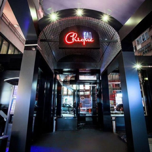 Бригадирский пер. Интерьер ночной клуб хай тек. Вапоресе бар. Спортбар с большим экраном. Включи бар 1.