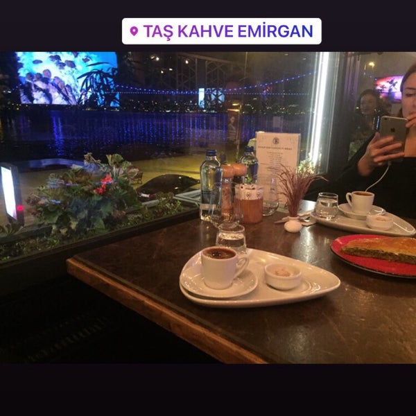 4/3/2022 tarihinde Sevgiziyaretçi tarafından Taş Kahve Cafe &amp; Restaurant'de çekilen fotoğraf