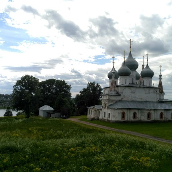 Крестовоздвиженский собор Тутаев