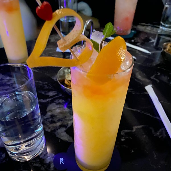 Re bar. баку марриотт отель бульвар. мариот бульвар баку. ла россе новосибирск. Re bar.