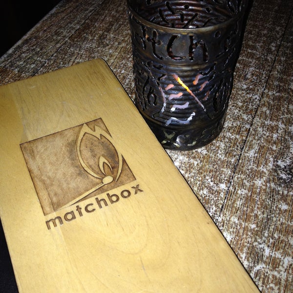 รูปภาพถ่ายที่ Matchbox - Palm Springs โดย Reyna M. เมื่อ 5/1/2013