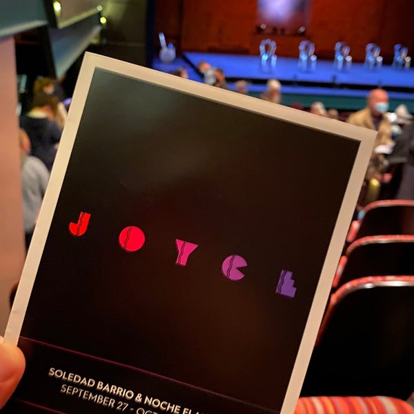 Photo taken at The Joyce Theater by Bhin 😎 on 10/2/2022