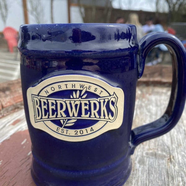 Foto tirada no(a) Northwest Beerwerks por Scott W. em 3/27/2022