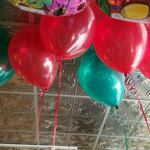 Card & Party Giant Miscellaneous Store in Glenview