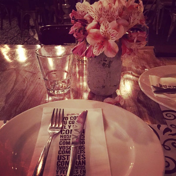 Foto diambil di San José Restaurante oleh Jessy F. pada 10/10/2015