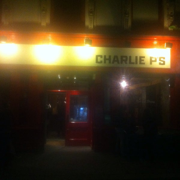 5/14/2013にlimpがCharlie P&#39;sで撮った写真