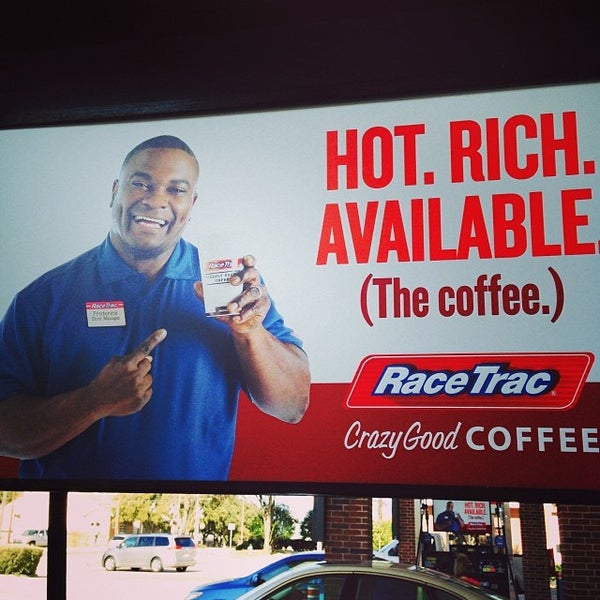 Photo taken at RaceTrac by alexis c. on 1/4/2014