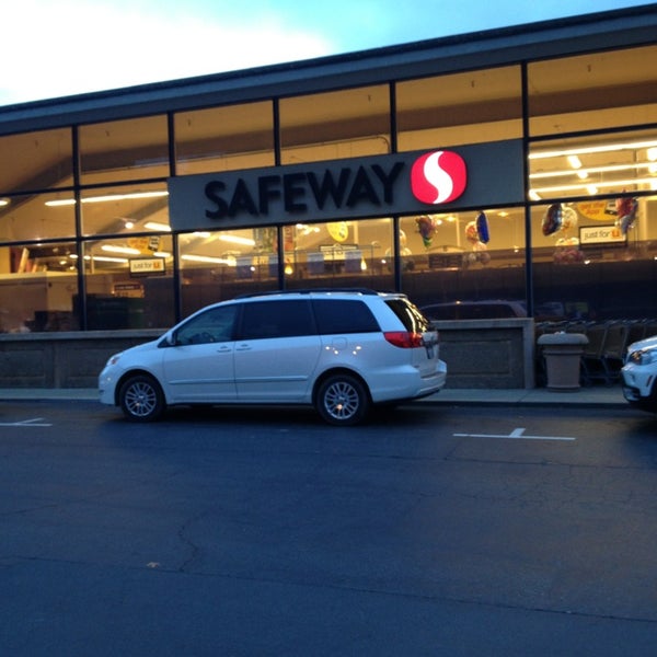 Safeway Grocery Store
