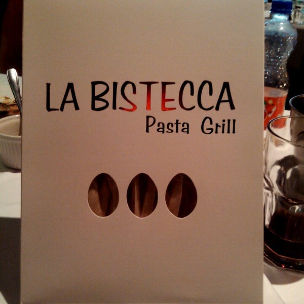 รูปภาพถ่ายที่ La Bistecca โดย Erika F. เมื่อ 3/24/2013