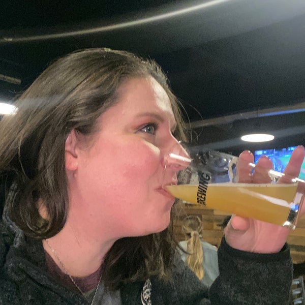 10/4/2019 tarihinde Michelle W.ziyaretçi tarafından Odd 13 Brewing'de çekilen fotoğraf