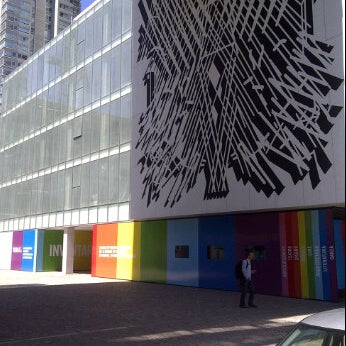 10/14/2011にAdriano C.がFaena Arts Centerで撮った写真