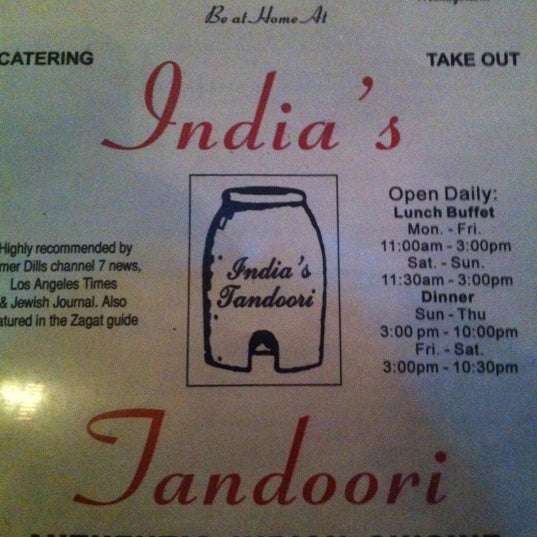 Das Foto wurde bei India&#39;s Tandoori-Authentic Indian Cuisine, Halal Food, Delivery, Fine Dining,Catering. von Todd B. am 4/17/2012 aufgenommen