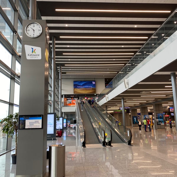 Foto tirada no(a) Katowice Airport (KTW) por Menno J. em 6/29/2022