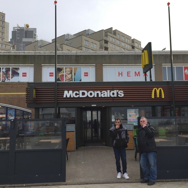 Photo taken at McDonald&#39;s by Menno J. on 1/2/2018