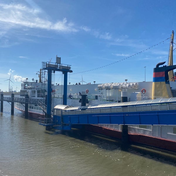 Veerboot EemshavenBorkum Boot oder Fähre