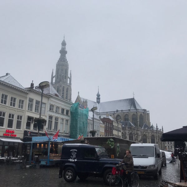 Foto tomada en Grote Markt  por Menno J. el 2/1/2019