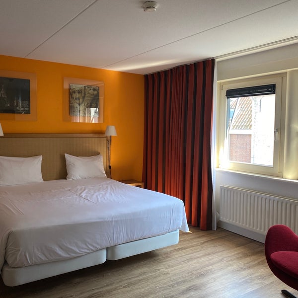 Hotel NH Groningen Hotel de Ville (Now Closed) Hotel in Stadscentrum
