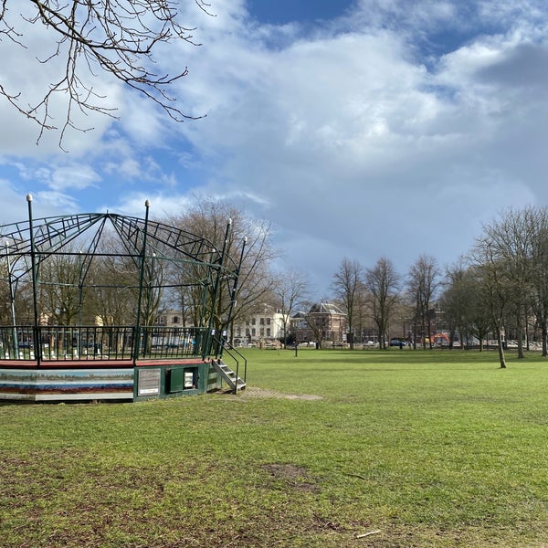 Photo taken at Park Lepelenburg by Menno J. on 3/11/2021