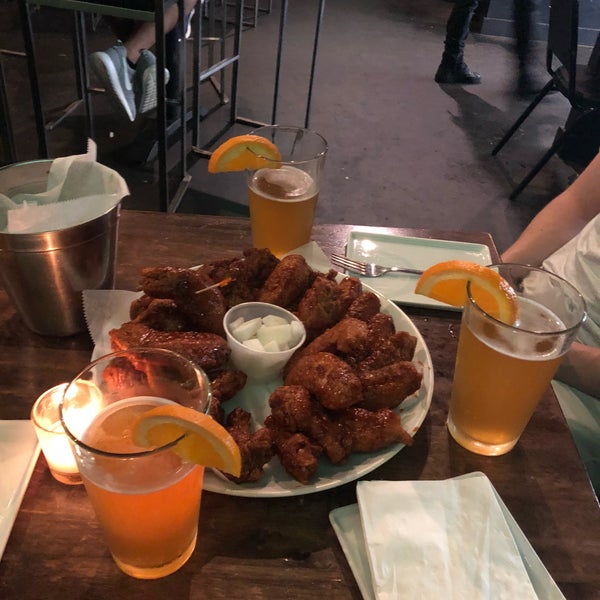 Delicious fried chicken and moderately priced pitchers.