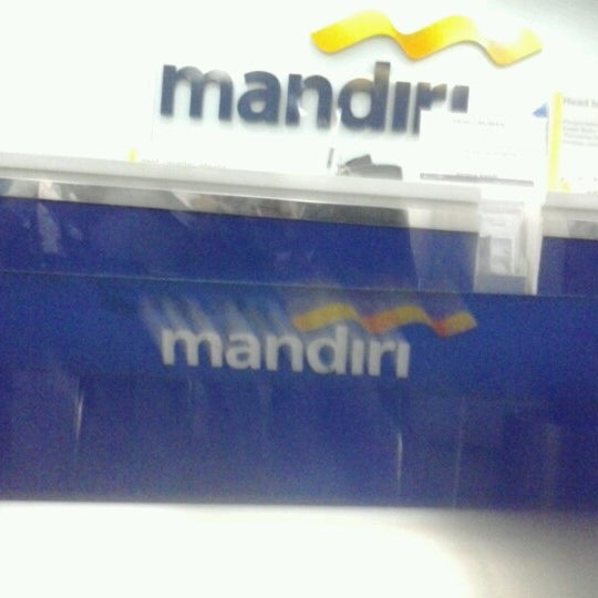 Kantor bank Mandiri di Jambi, Provinsi Jambi. Alamat,  KC Gatot Subroto, KCP Dr. Sutomo, KCP Sam Ratulangi, 