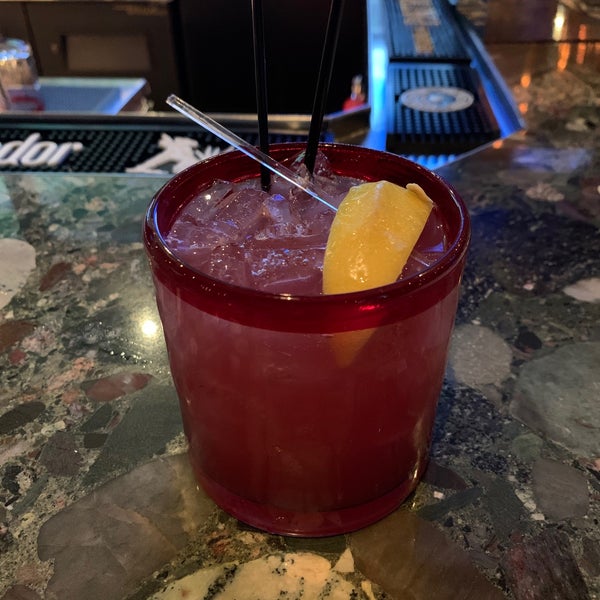 Das Foto wurde bei Chayo Mexican Kitchen + Tequila Bar von Greg am 12/22/2019 aufgenommen