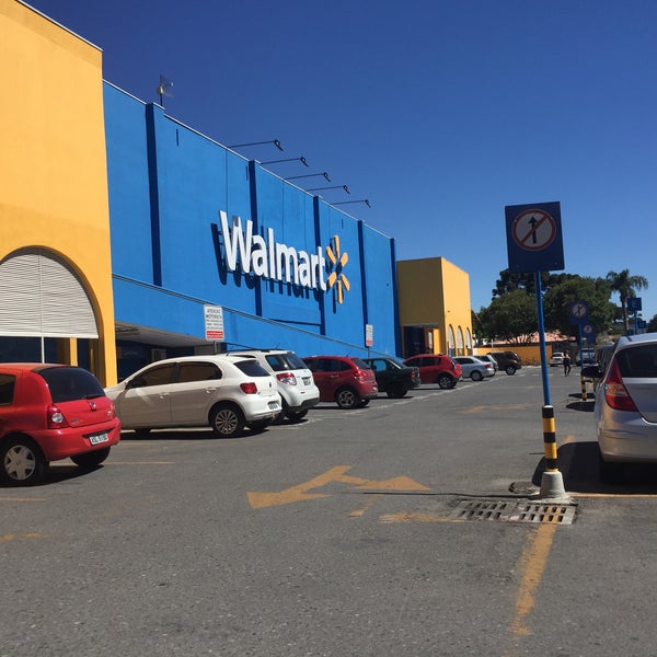 Walmart - Hipermercado em Curitiba