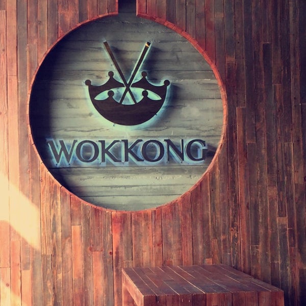 Das Foto wurde bei WOKKONG von ＳＡＲＡ am 5/29/2016 aufgenommen