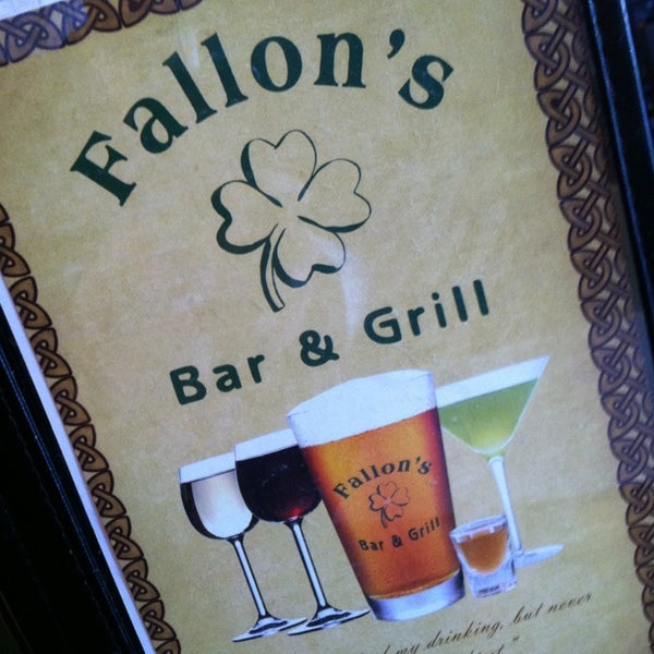 Foto scattata a Fallons Bar &amp; Grill da Infinity R. il 2/13/2013