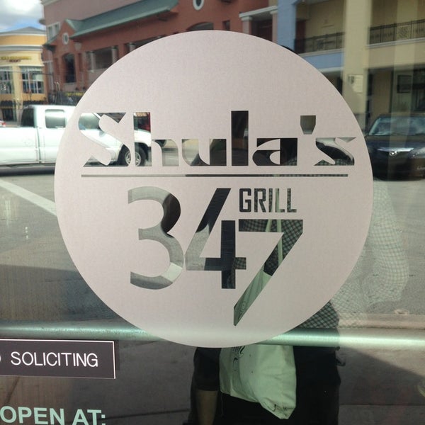 1/23/2013 tarihinde Geoff S.ziyaretçi tarafından Shula&#39;s 347 Grill'de çekilen fotoğraf