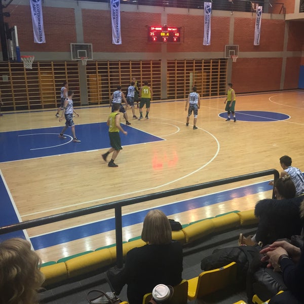 Тимирязевская 71. Сшор тимирязевская. Тимирязевская 71. Баскетбольная команда тимирязевская. Школа олимпийского резерва в москве тимирязевская.