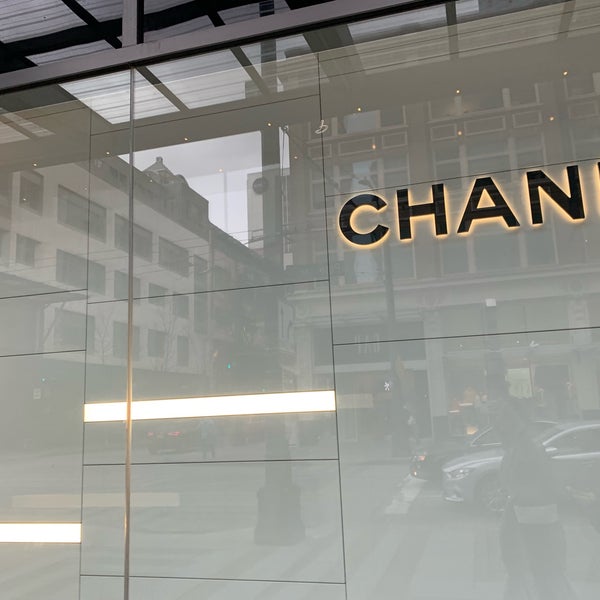 Nordstrom on X: We've partnered with @CHANEL to bring an exclusive CHANEL  x Nordstrom Ephemeral Boutique to our #Seattle Flagship. Open to the public  Nov 29 - Dec 10, the boutique features