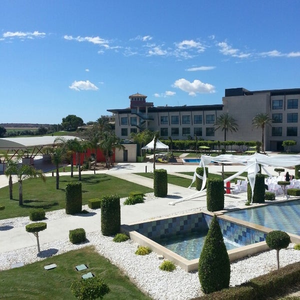 Foto tirada no(a) Hotel La Finca Golf &amp; Spa Resort por Schlomo em 5/29/2014
