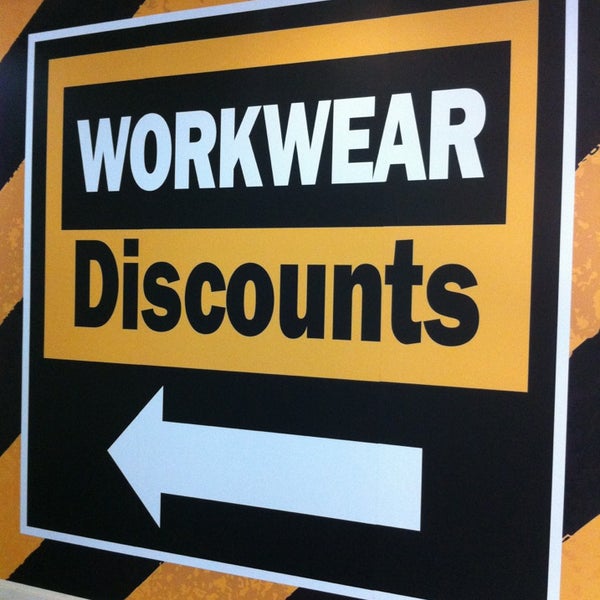 Photo taken at Workwear Discounts by Robert S. on 1/18/2013