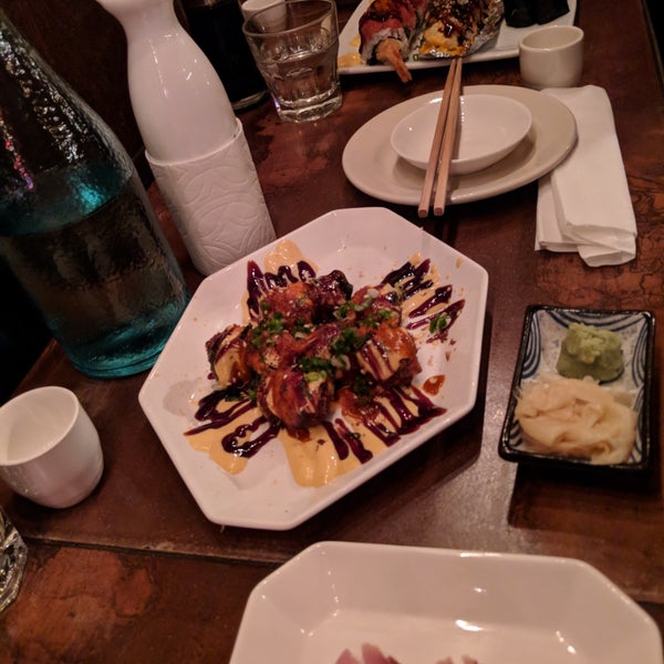 Photo taken at Domo Sushi by Adell h. on 2/19/2018