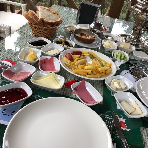 Photo taken at Eyüboğlu Cafe &amp; Restaurant by kadir a. on 5/5/2018