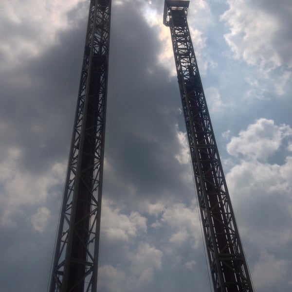 Wahana Hysteria Theme Park Ride Attraction