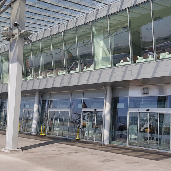 3/22/2019 tarihinde Alejandro L.ziyaretçi tarafından Airport Linz (LNZ)'de çekilen fotoğraf