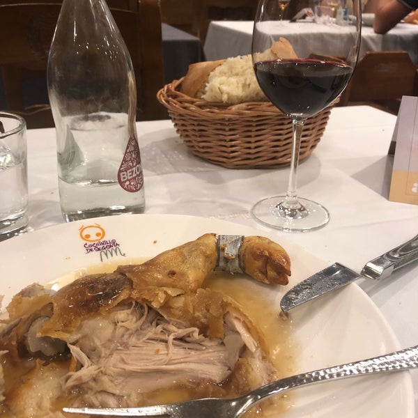 Das Foto wurde bei Restaurante José María von Katy R. am 8/20/2019 aufgenommen