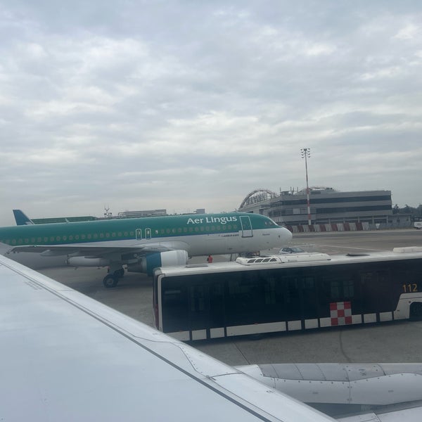 รูปภาพถ่ายที่ Aeroporto di Milano Linate (LIN) โดย Patrick v. เมื่อ 12/4/2023