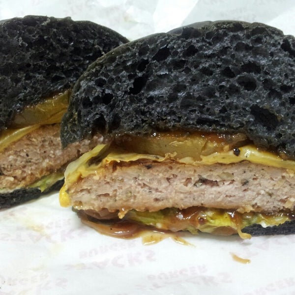 Foto tirada no(a) Stacks Burger por Andy L. em 1/12/2014