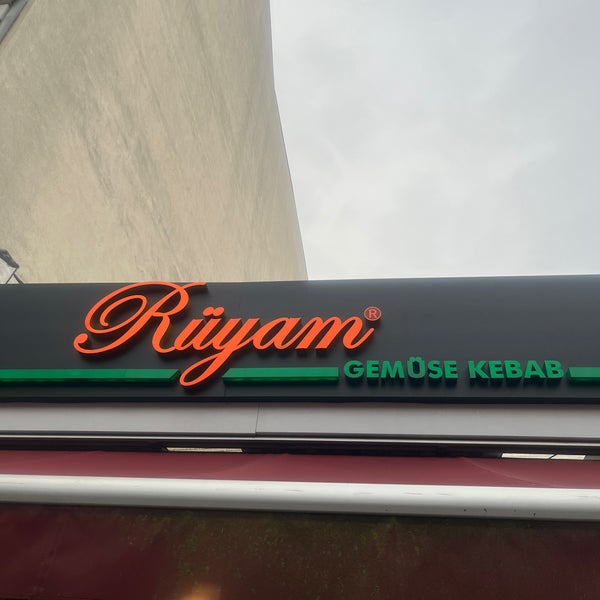 Foto tirada no(a) Rüyam Gemüse Kebab por Hülya K. em 12/18/2023