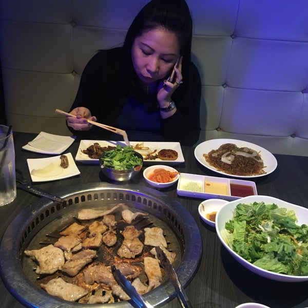 Foto scattata a Gen Korean BBQ da aaron d. il 4/11/2019