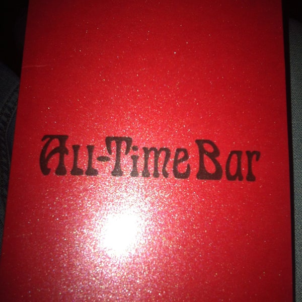 Foto tirada no(a) All-Time Bar por Sergey N. em 5/10/2013