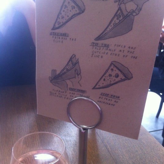 Foto diambil di Gioia Pizzeria oleh Jennifer J. pada 6/22/2012
