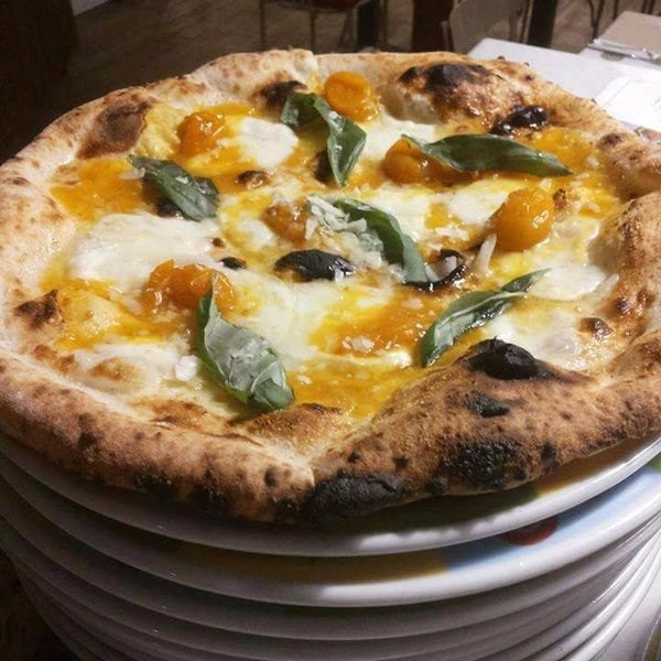 Das Foto wurde bei La Pizza è Bella von La Pizza è Bella am 11/2/2017 aufgenommen