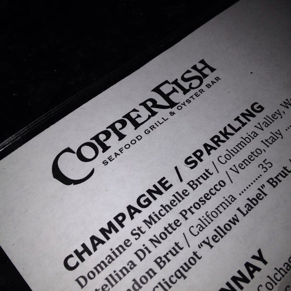 Das Foto wurde bei CopperFish Seafood Grill &amp; Oyster Bar von Kostas S. am 3/12/2014 aufgenommen