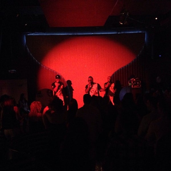 7/19/2014にKenny C.がCentral Loungeで撮った写真